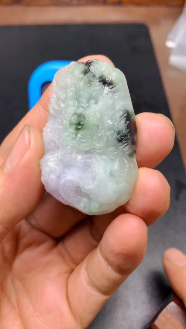 颈饰未镶嵌翡翠老***3龙牌