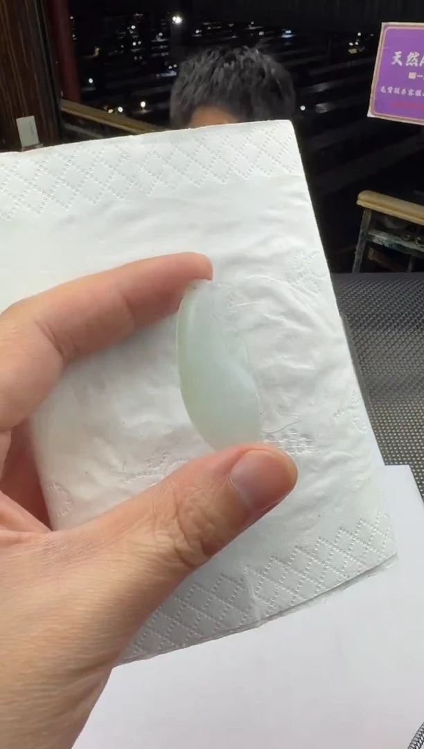 未镶嵌定制翡翠心***贝--012337