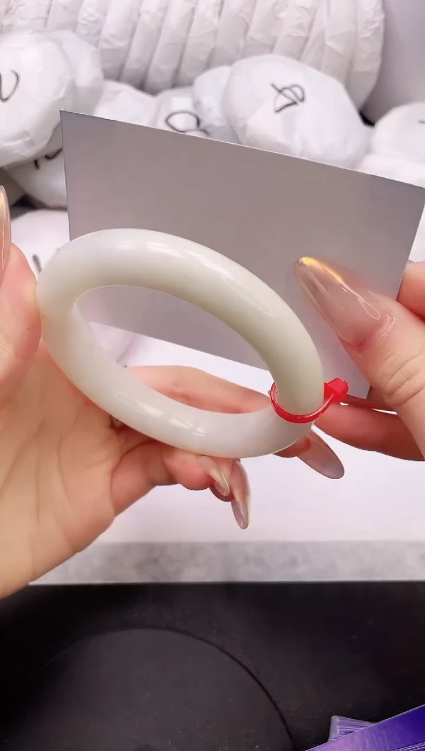 【闪购商品】和田玉手镯未镶嵌20K173-56