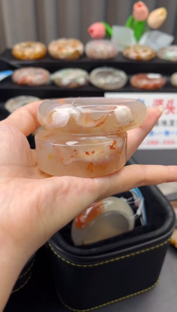 石英质玉手镯未镶嵌赠送镯心（60圈口）