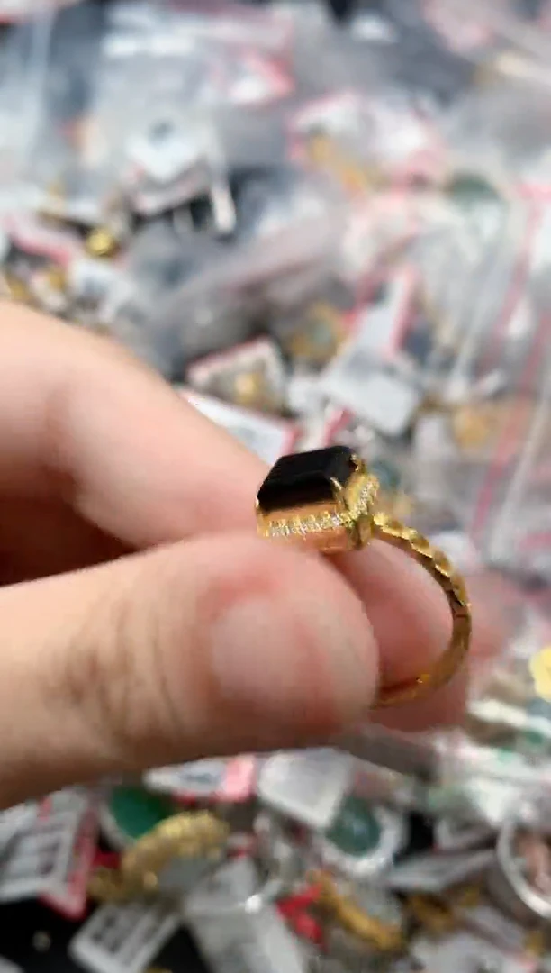 翡翠戒指银S925镶嵌天然缅甸翡翠