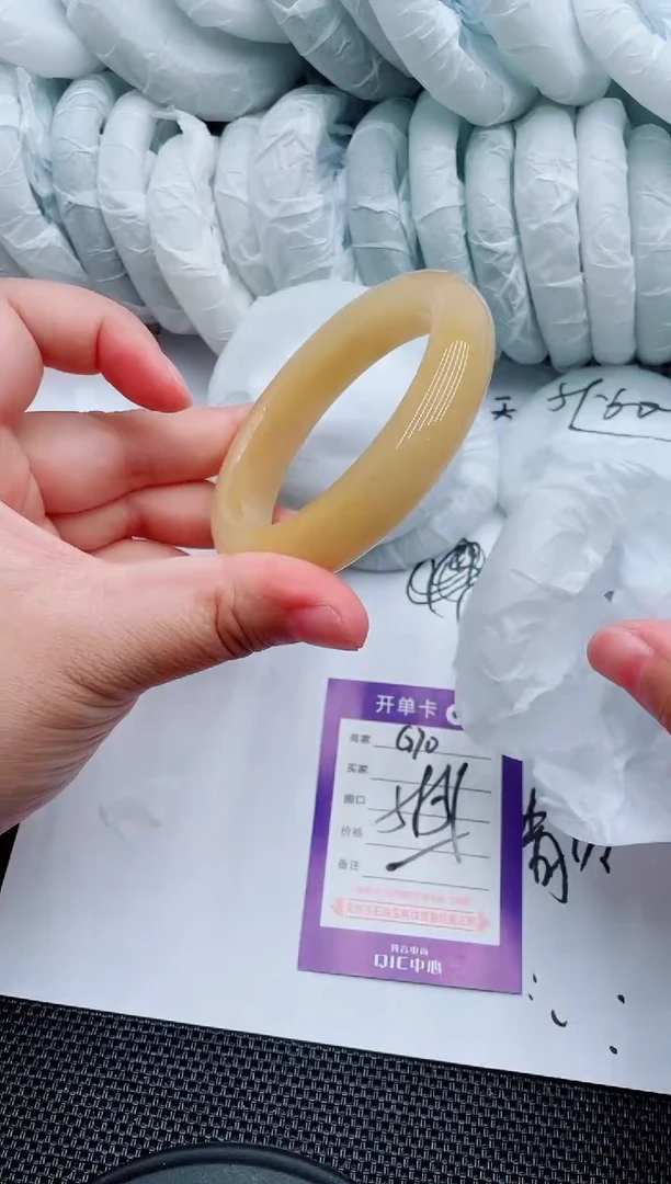 石英质玉手镯未镶嵌G70-58-59