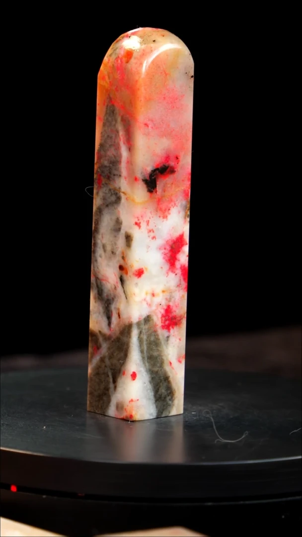 鸡血石刘关张鸡血石