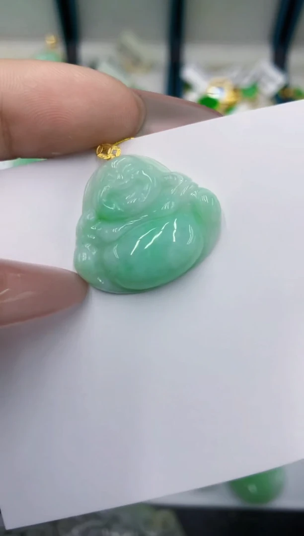 颈饰18K金镶嵌翡翠111111