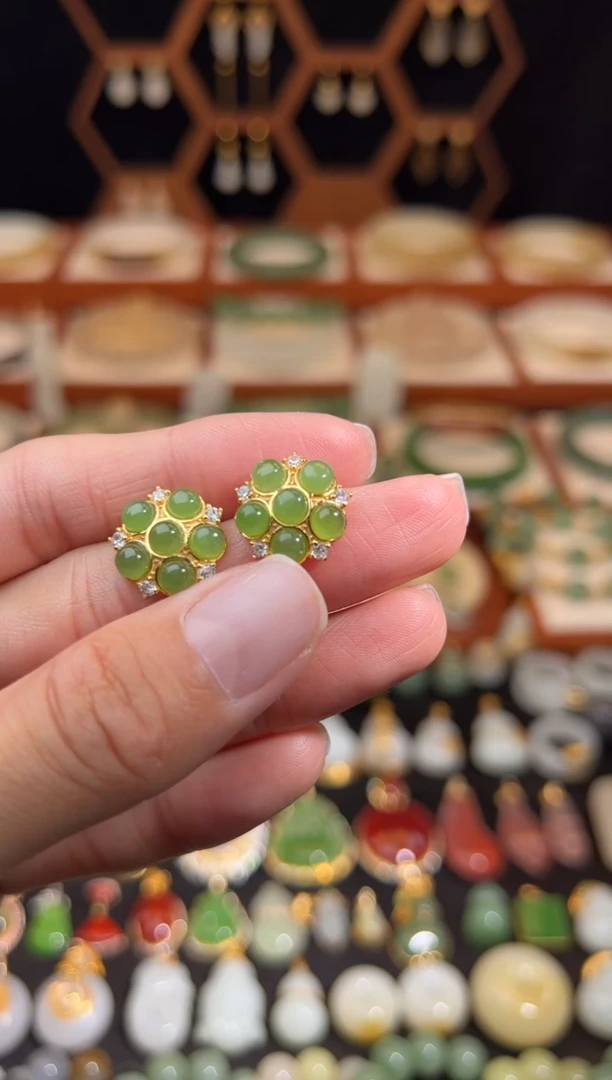 银S925镶嵌和田玉耳饰放漏