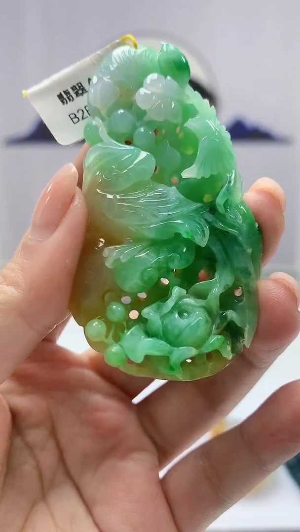 【闪购商品】定制翡翠未镶嵌4852ms-毛货挂件赠珠链269