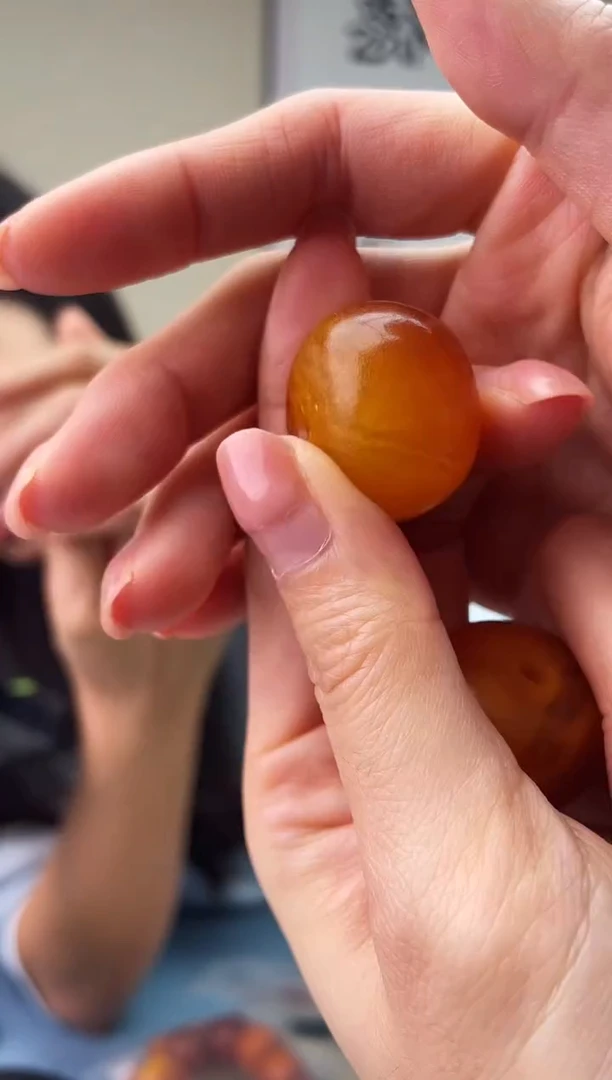 琥珀未镶嵌珠宝奇石T07假一罚十，多样性发一件裸发