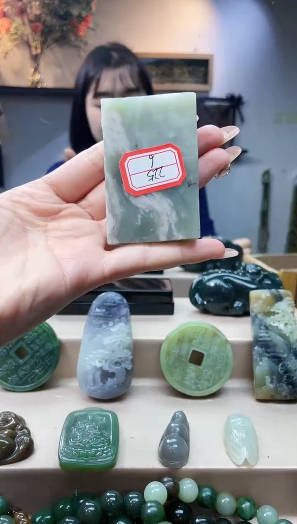 未镶嵌和田玉挂件1
