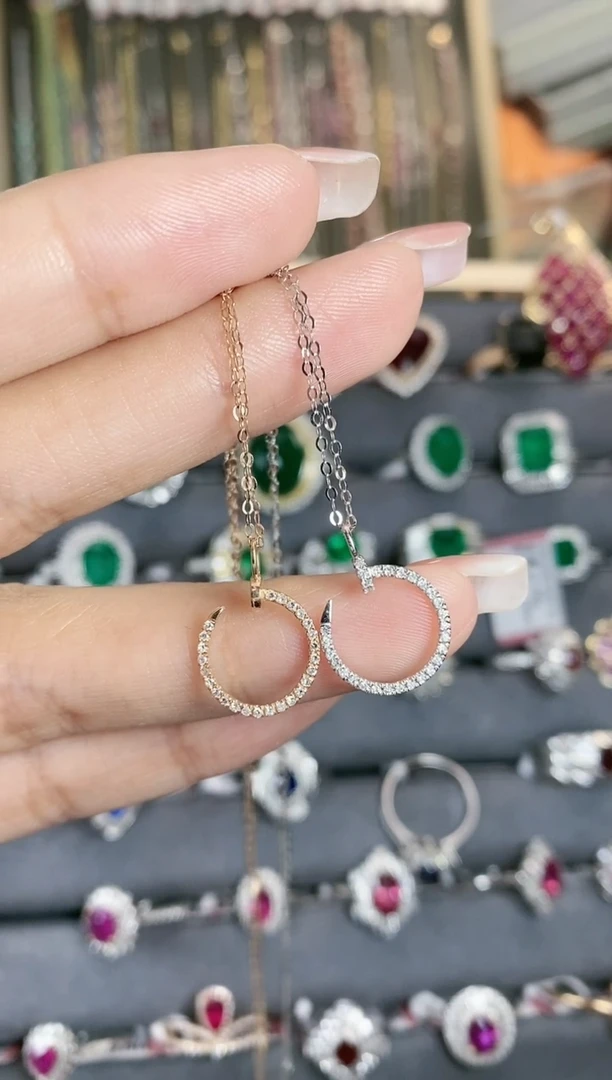 项链18K金镶嵌钻石·