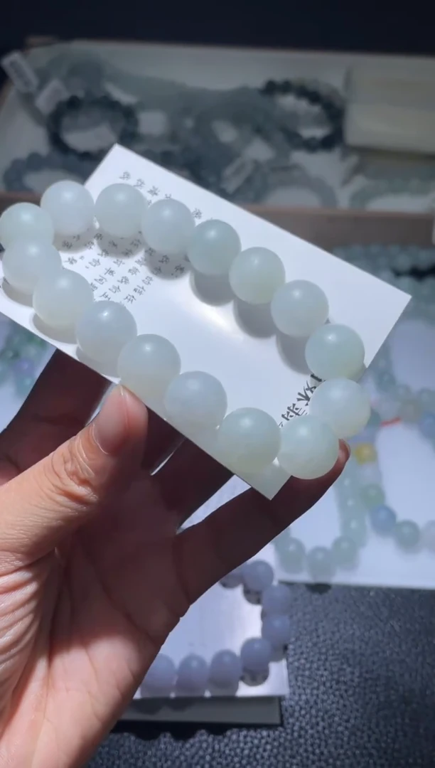 未镶嵌定制翡翠翡翠手串