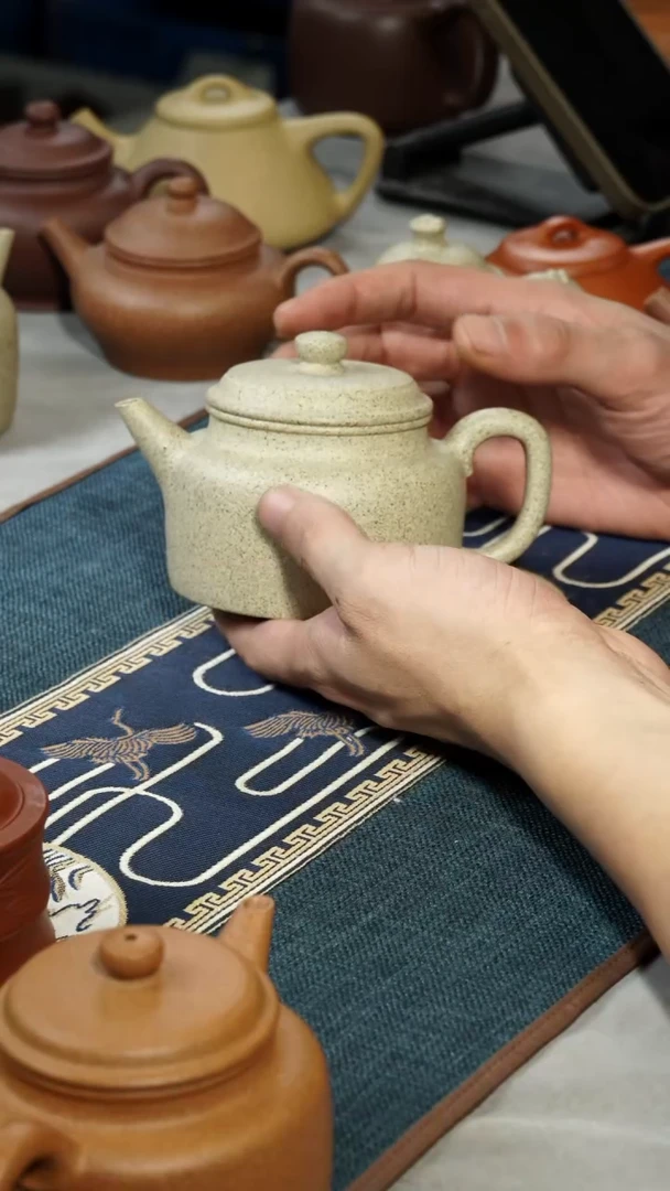 【闪购商品】紫砂茶壶墨绿德钟茶壶