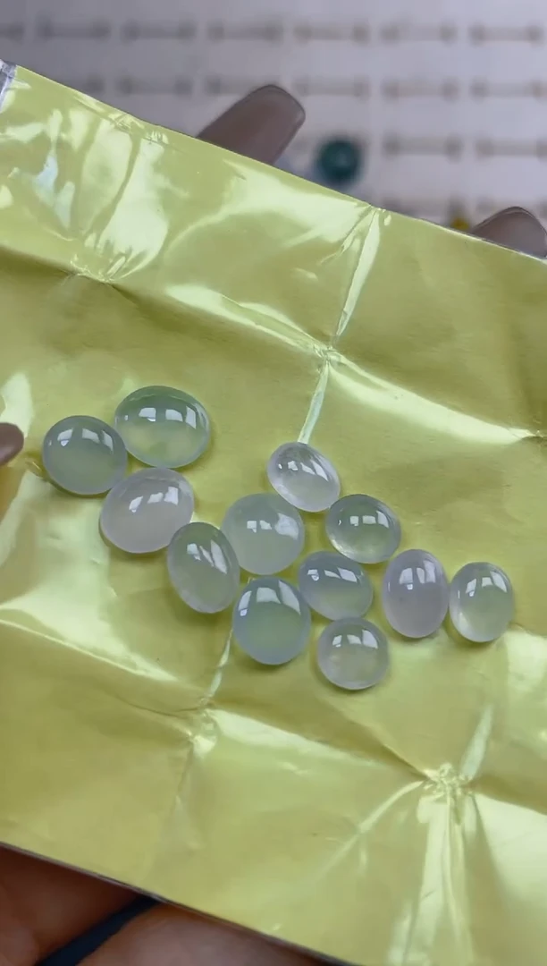 翡翠裸石天然翡翠蛋面23