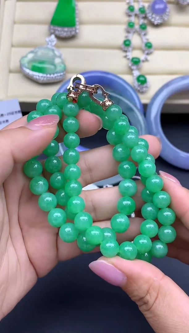 翡翠未镶嵌颈饰645-春日珠宝