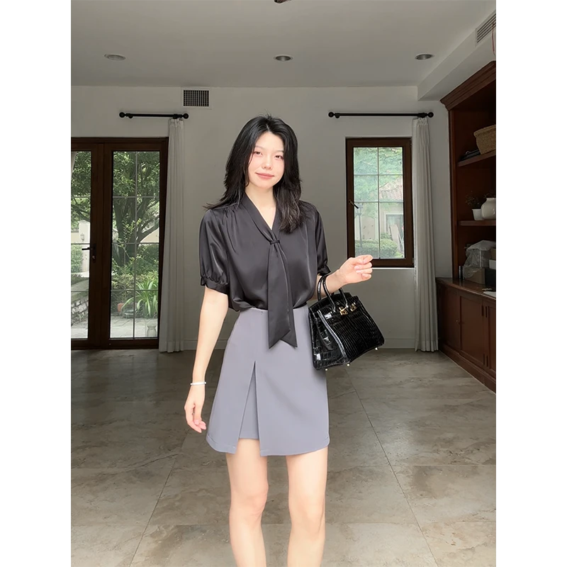 郭九九呢 气质通勤V领飘带显瘦缎面衬衫高腰开衩半裙 G925A08797
