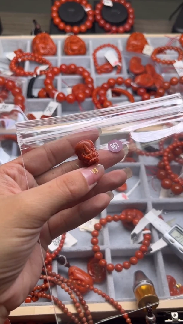 【闪购商品】南红玛瑙珠宝奇石未镶嵌961