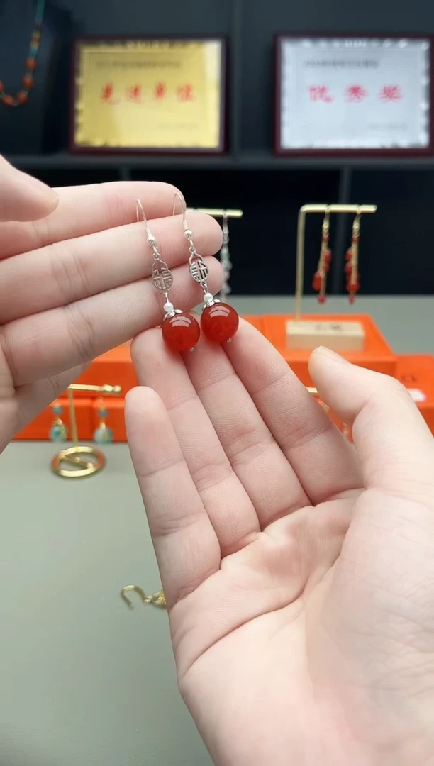 未镶嵌耳钉玛瑙/玉髓230