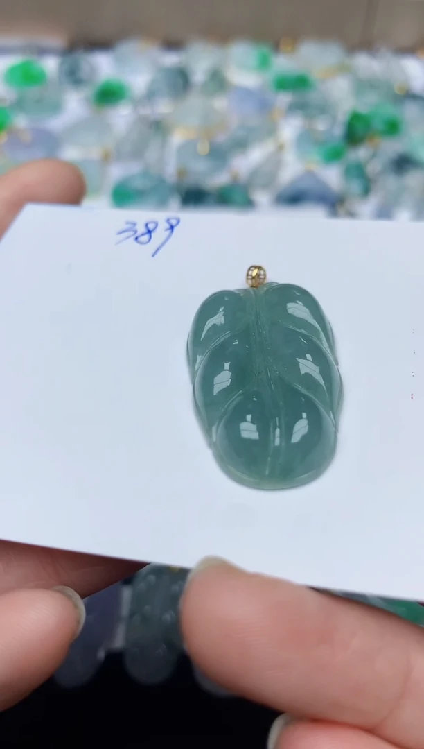 【闪购商品】翡翠颈饰18K金镶嵌天然翡翠A货