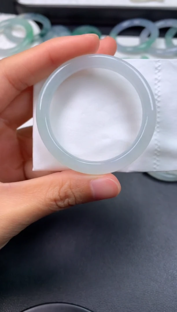 未镶嵌定制翡翠0550835146（44*5.7*5.7）