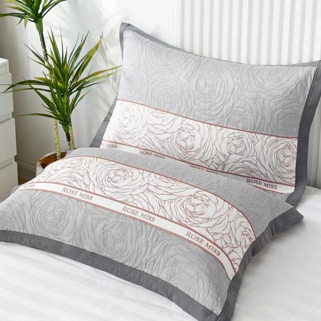 多层纱布枕巾-字母玫瑰