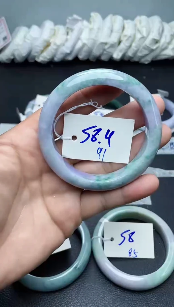 未镶嵌手镯翡翠91