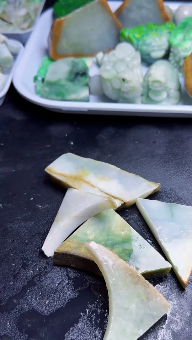 颈饰未镶嵌翡翠30