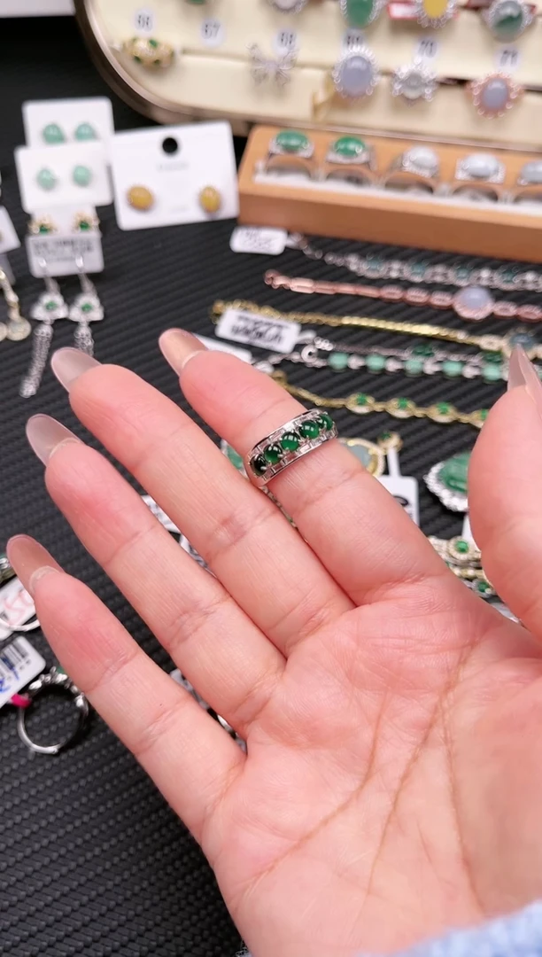 【闪购商品】翡翠戒指银S925镶嵌戒指26