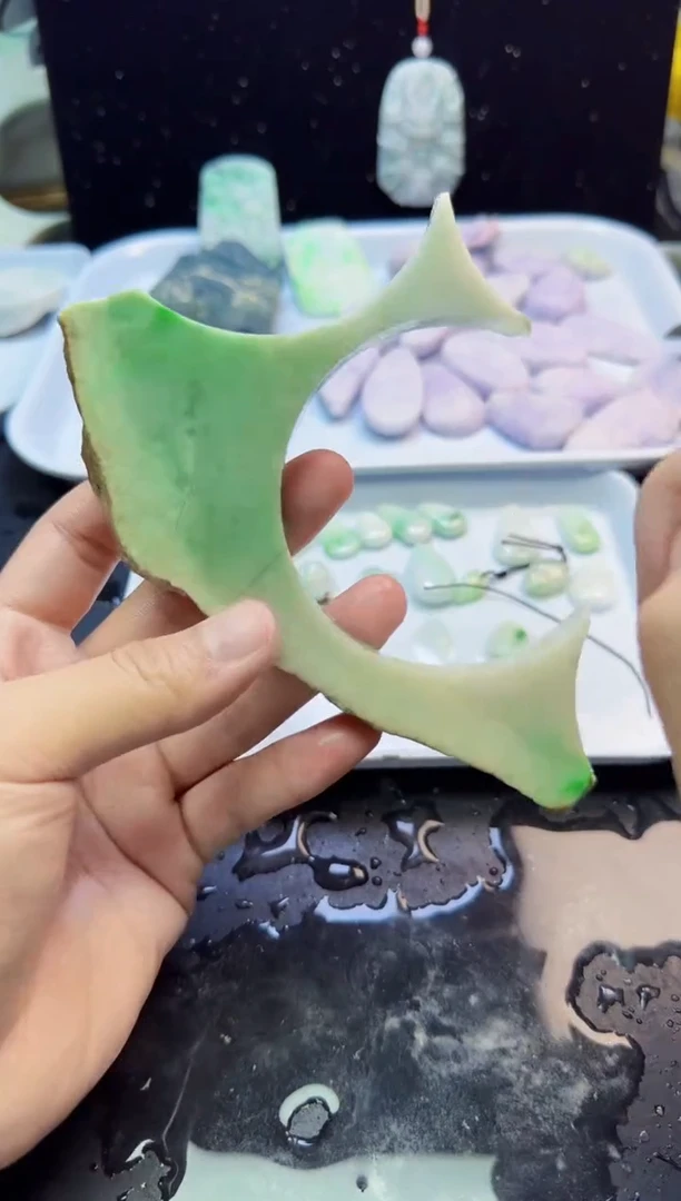 颈饰未镶嵌翡翠024天然A货翡翠