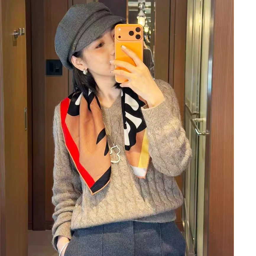 【松岛花房】62cm100%羊毛中方巾逐梦鸟印花撞色艺术感围巾女冬季