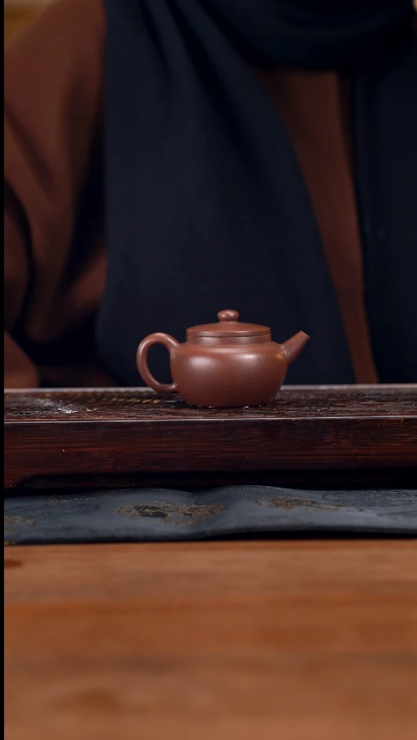 【闪购商品】紫砂茶壶cc黄龙山原矿紫泥平盖莲子