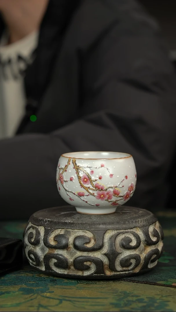 【闪购商品】瓷片虹缘美器分享@@傲雪红梅禅定杯