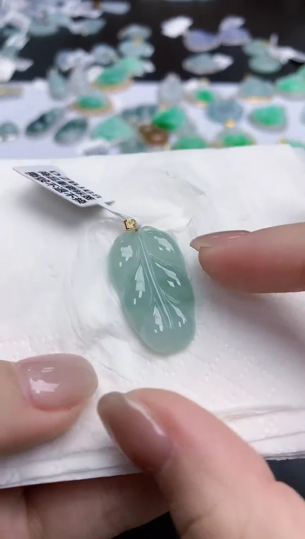 【闪购商品】翡翠颈饰18K金镶嵌天然缅甸翡翠A货