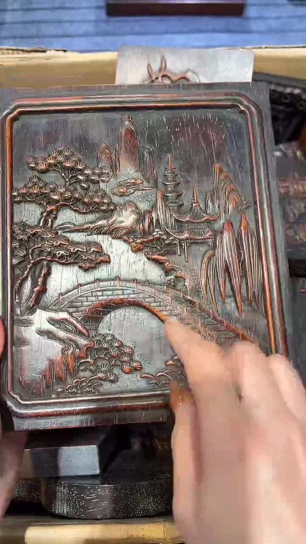 木紫檀雕刻一物一拍