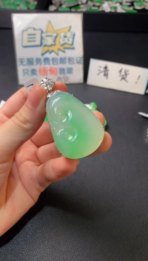 银S925镶嵌翡翠耳饰翡翠