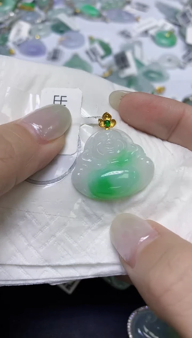 颈饰18K金镶嵌翡翠天然缅甸翡翠A货百元以上9元证书费自理