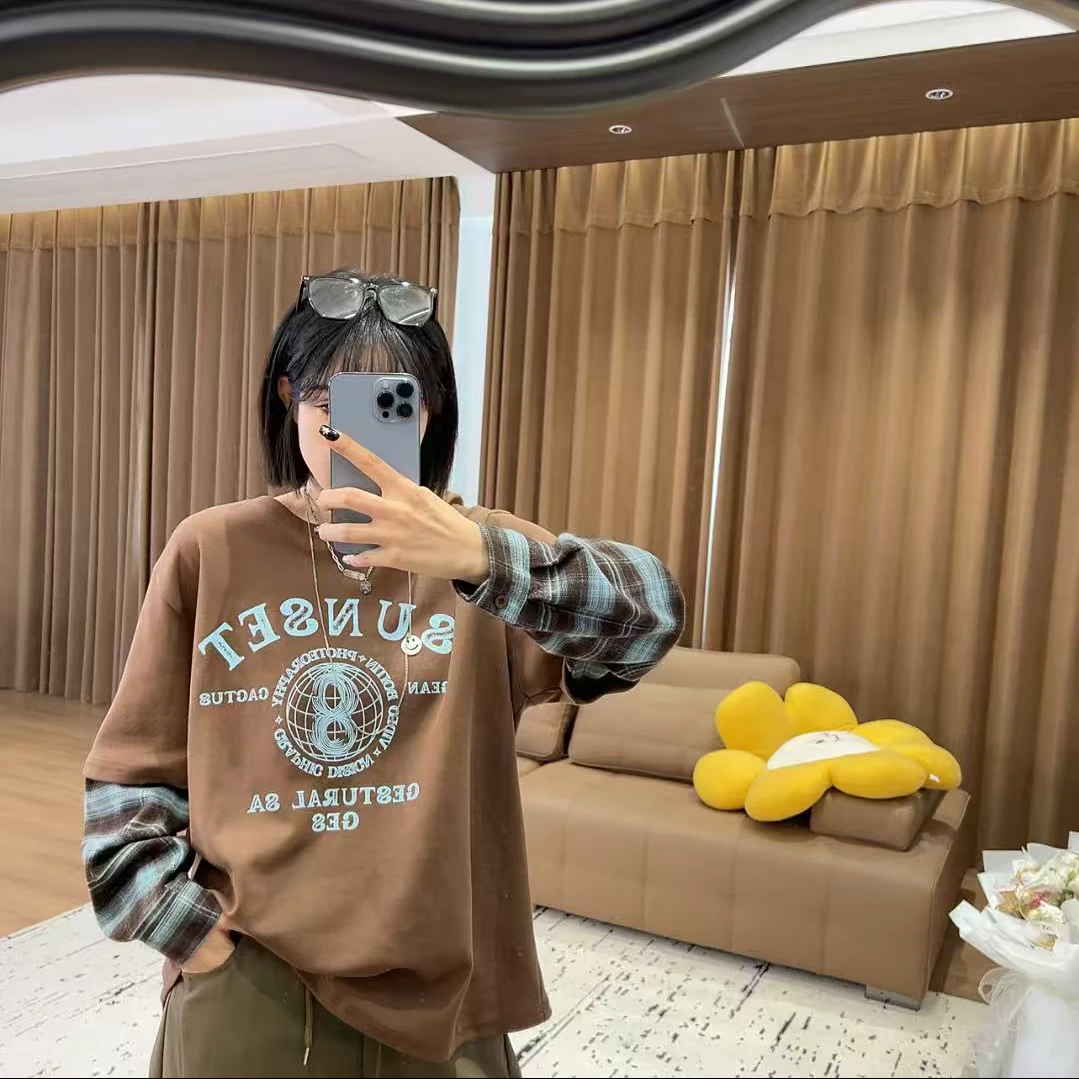 时尚休闲百搭圆领假两件格子拼接长袖T恤女春秋字母印花美式上衣