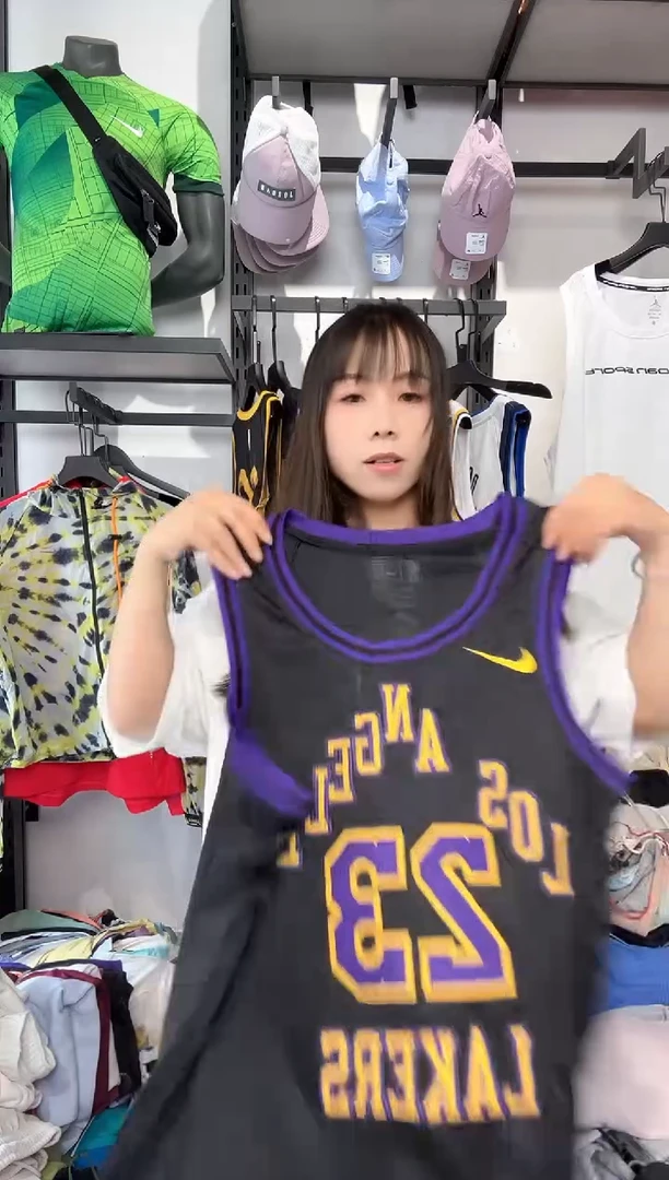 1111编码 耐克卫衣以直播间过款为准 尺码L