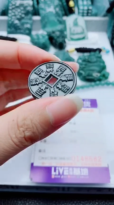 颈饰未镶嵌翡翠            多样性发其1一