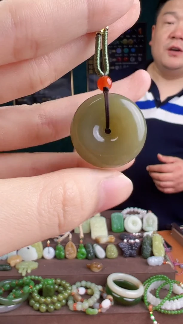 和田玉未镶嵌颈饰多样性发货 拍一单发一个