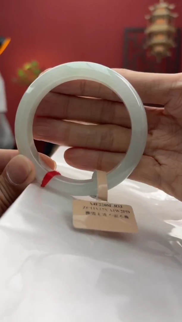 未镶嵌手镯翡翠翡翠手镯