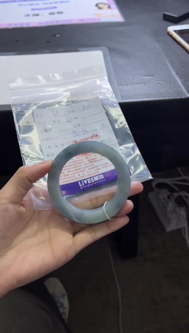 未镶嵌手镯定制翡翠31定制手镯不退不换