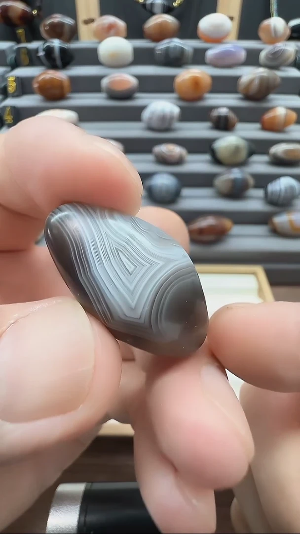 未镶嵌颈饰玛瑙/玉髓玛瑙33*18