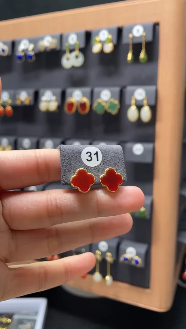 【闪购商品】玛瑙/玉髓耳钉银S925镶嵌0031