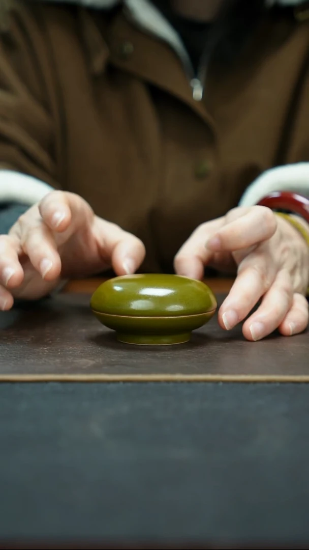 杯景德镇茶叶末印泥盒