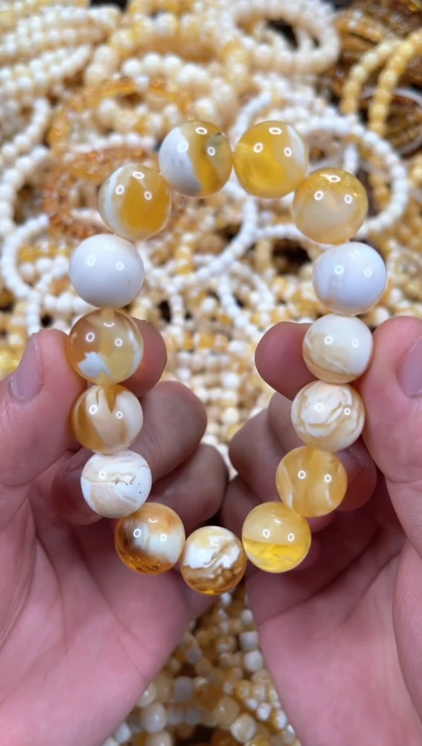 未镶嵌琥珀裸石洋*F26  14左右