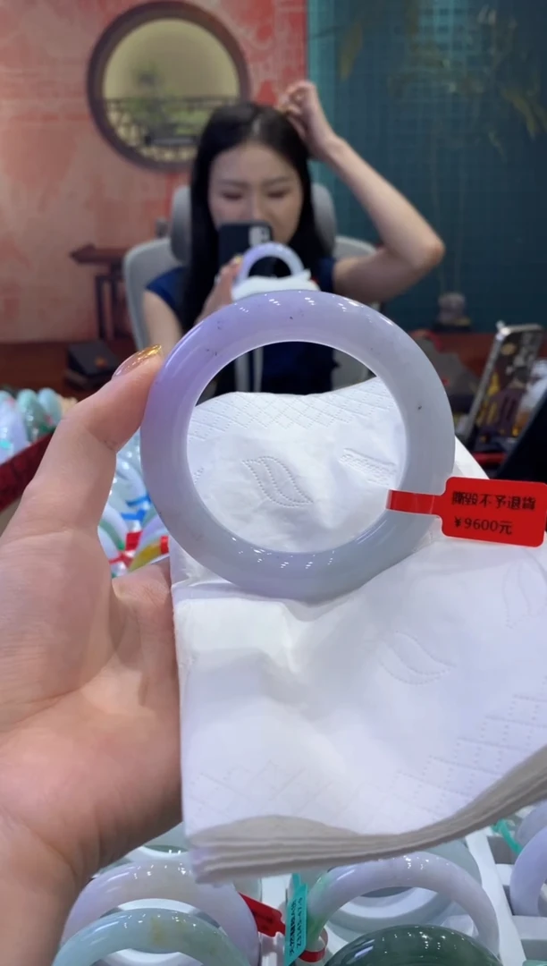 翡翠手镯未镶嵌多人09501