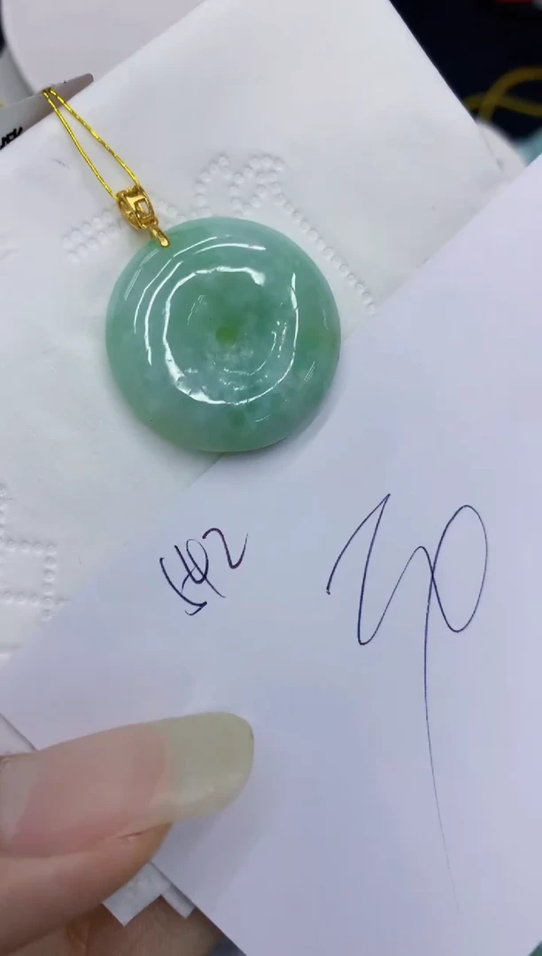 翡翠未镶嵌颈饰111111111111