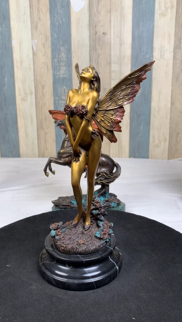 精美雕塑装饰摆件