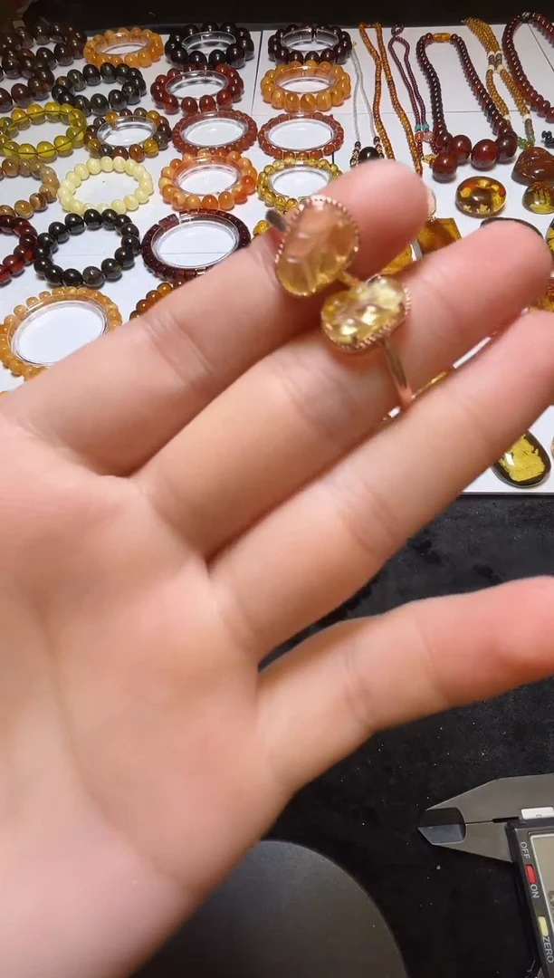 裸石琥珀合金琥珀