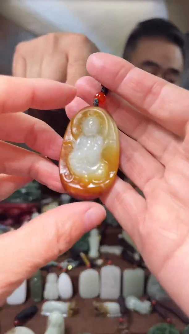 颈饰未镶嵌和田玉·