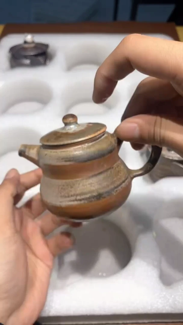 奢瓷/瑞寅柴烧茶器（壶）486